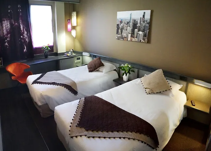 Hotel Gratte-Ciel Ariana Villeurbanne