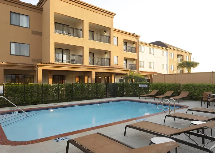 Courtyard By Marriott Brownsville