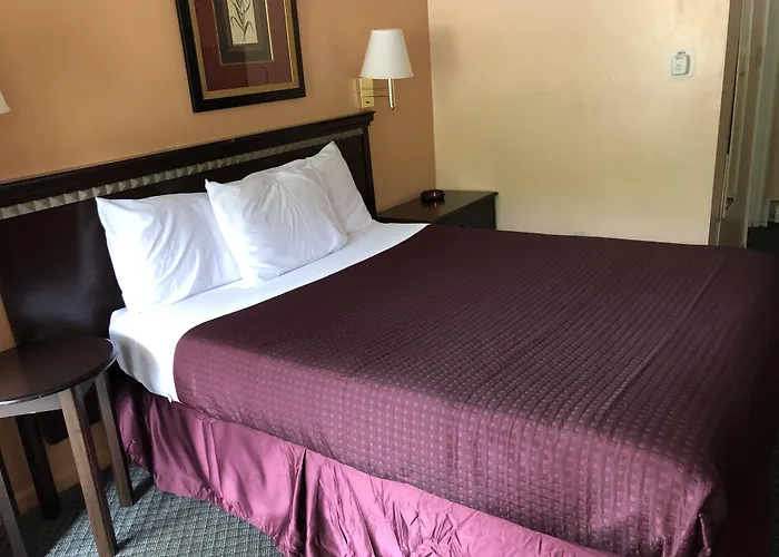 Hometown Inn Athens