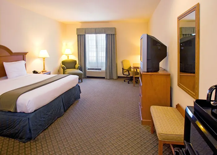Rio Grande City Hotels