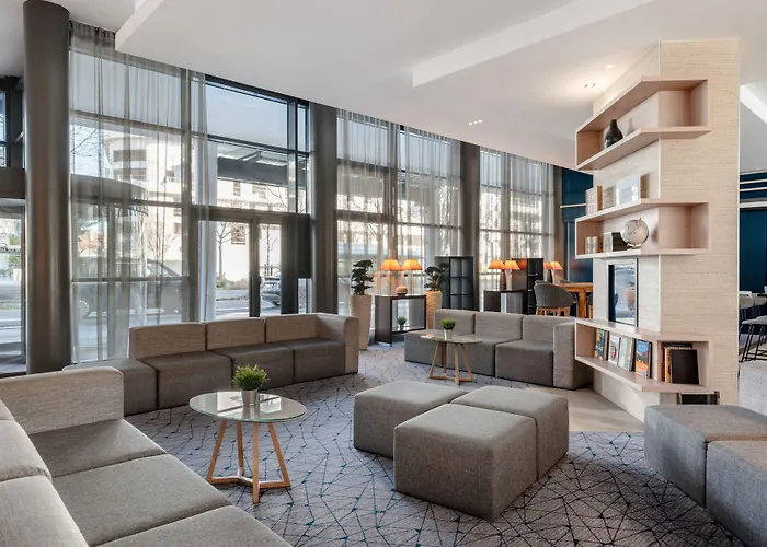 Courtyard By Marriott Paris La Defense West - Colombes