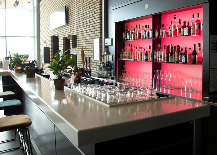 Park Inn By Radisson Oslo Airport Hotel West