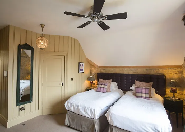 Stamford Hotels
