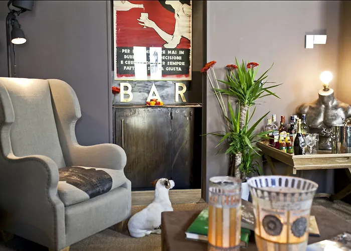 Porcellino Gallery Art Boutique Bb Florencia