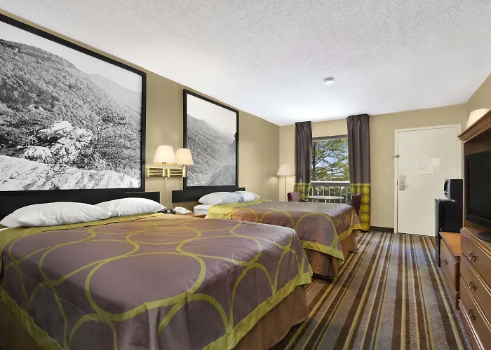 Super 8 By Wyndham Oxford