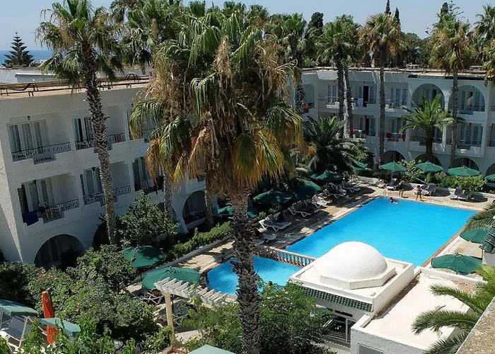 Emira Hotel