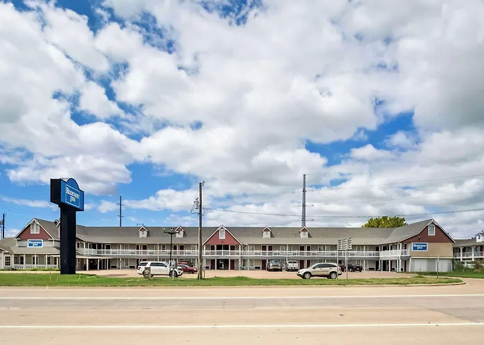 Rodeway Inn Waco Downtown Near University