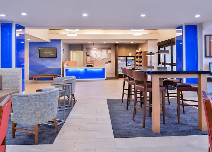 Holiday Inn Express & Suites Selma By Ihg