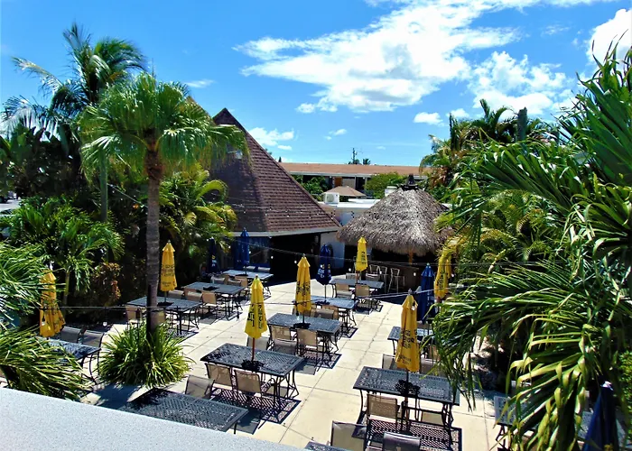 Dolphin Key Resort - Cape Coral