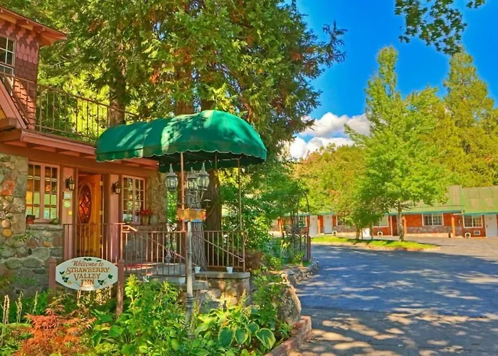 Strawberry Valley Inn Mount Shasta