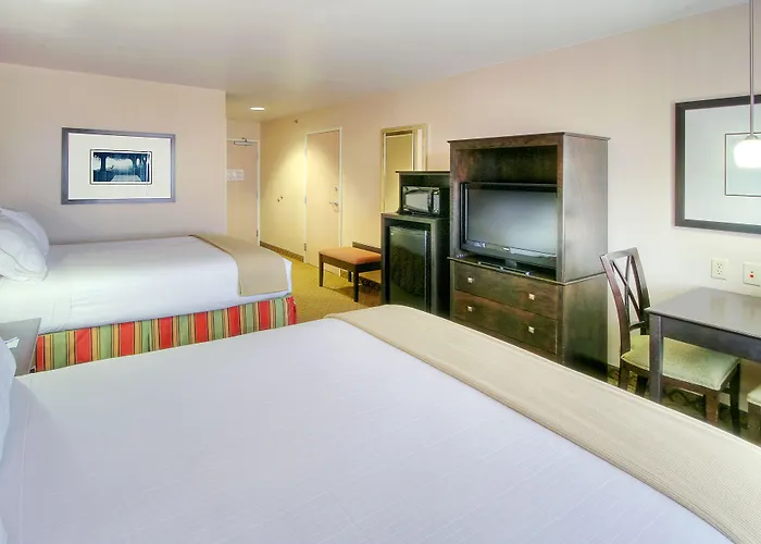 Holiday Inn Express And Suites - Tucumcari, An Ihg Hotel