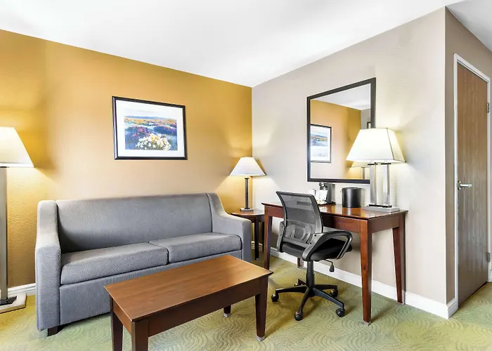 Hotel a California City