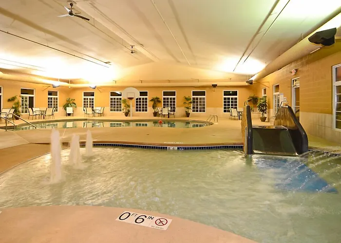 Crandon Hotels