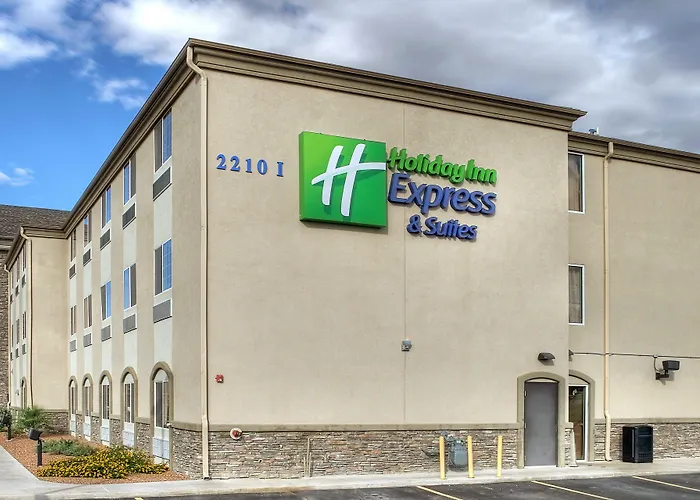 Holiday Inn Express Hotel & Suites Carlsbad By Ihg