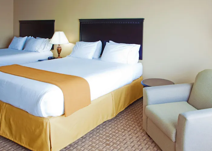 Tappahannock Hotels