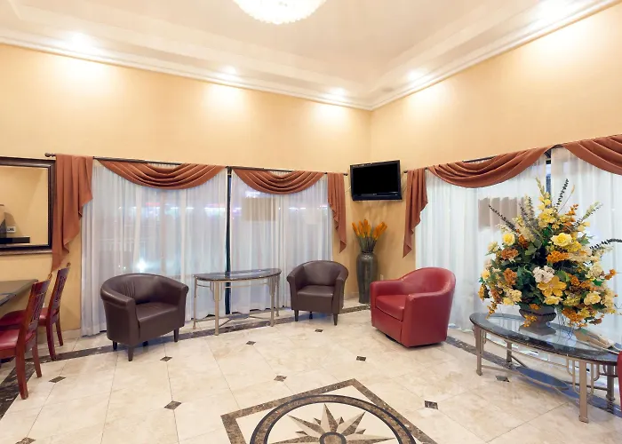 Howard Johnson Inn And Suites - Pico Rivera