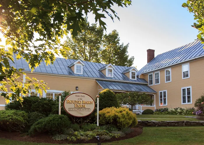 Inn At The Round Barn Farm