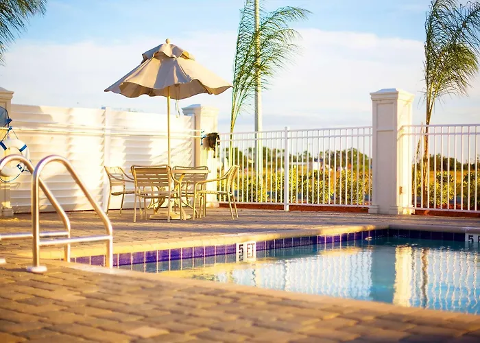 Lake Wales Hotels