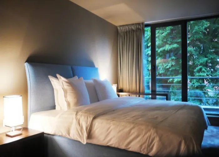 Hotel The Neufchatel Saint-Gilles