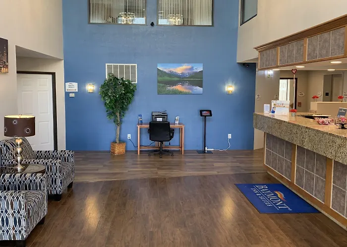 Baymont By Wyndham Limon Hotel