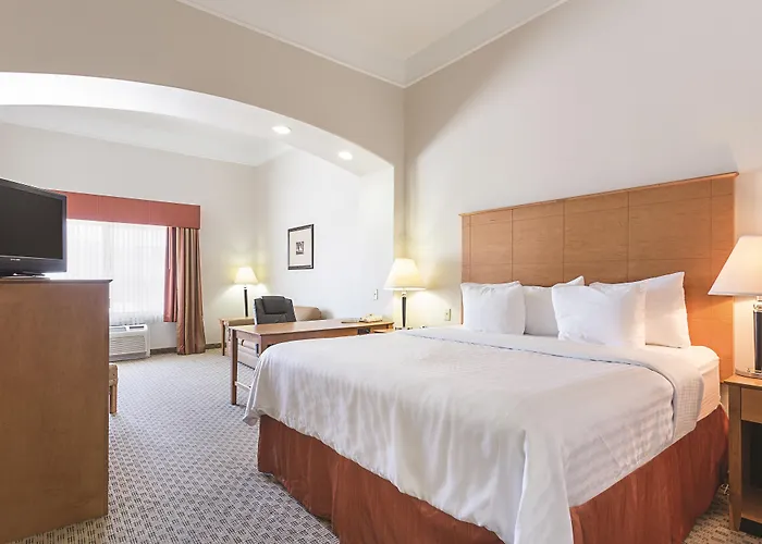 Baymont Inn & Suites Brenham