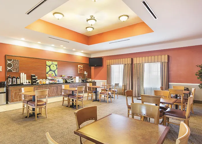 Baymont Inn & Suites Brenham