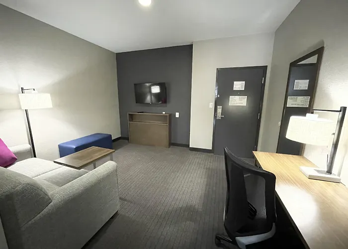 Augusta Hotels