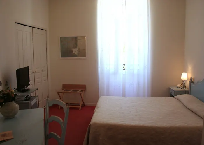 Hotel Les Cigales Allauch