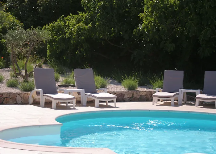 Hotel Les Cigales Allauch