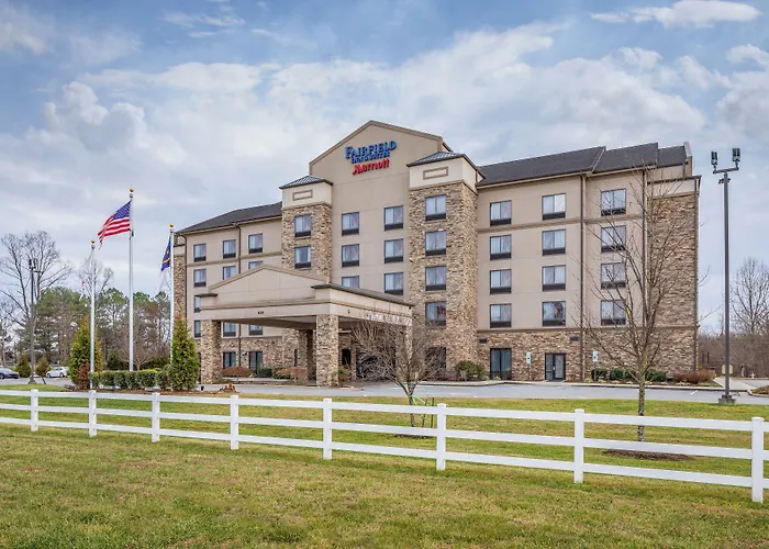 Elkin Hotels