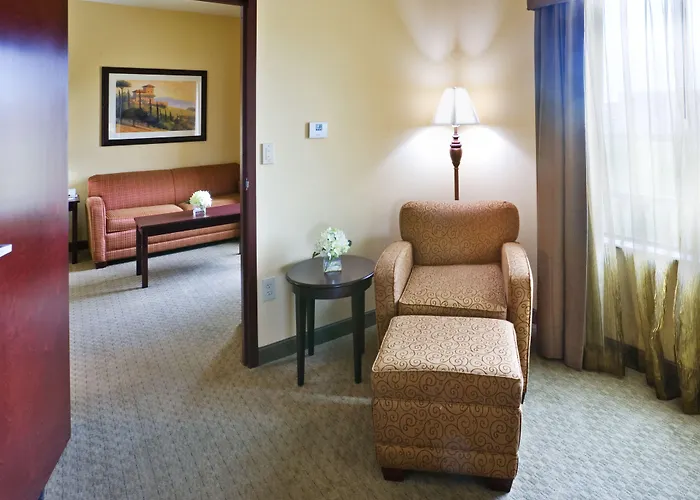 Holiday Inn Express & Suites Texarkana By Ihg