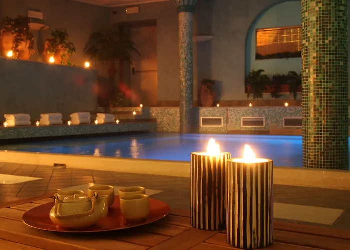 Hotel Casanova - Wellness Center La Grotta Etrusca San Quirico dʼOrcia