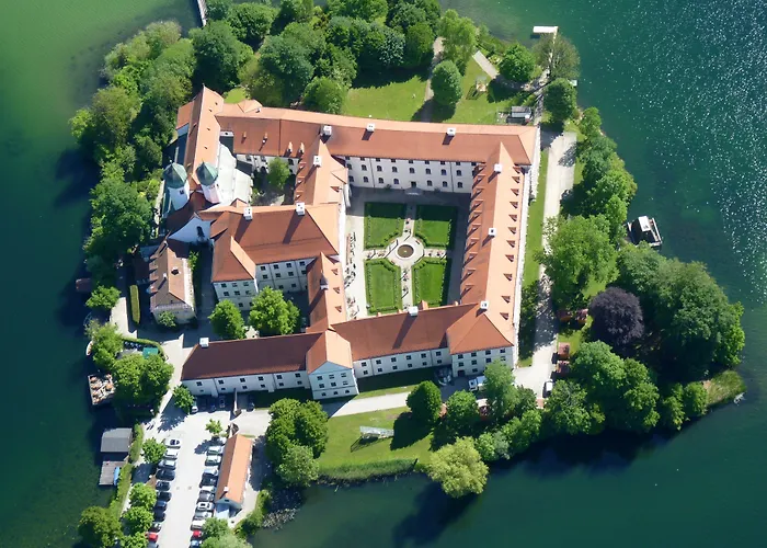 SeeHotel Wassermann Seeon-Seebruck