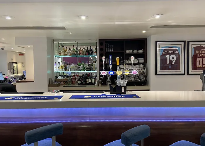 Burnley City Center Hotels
