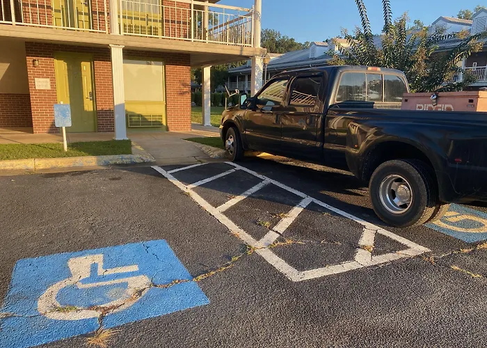 Motel 6 Sandersville, Ga