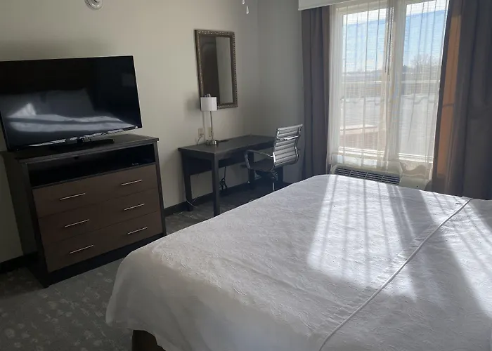 Forsyth Hotels