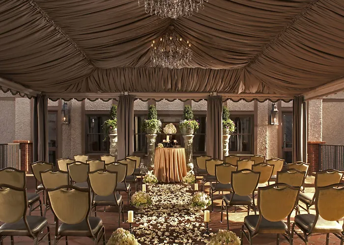 Grand Bohemian Lodge Asheville, Autograph Collection
