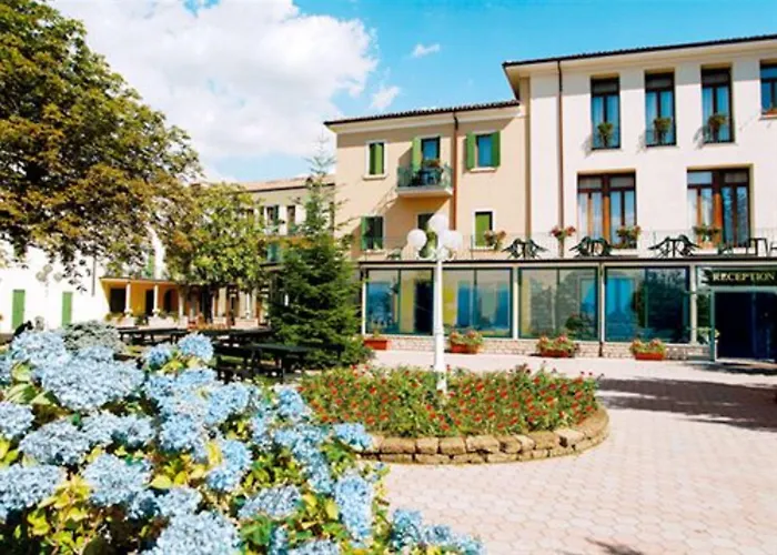 Park Hotel Jolanda San Zeno di Montagna