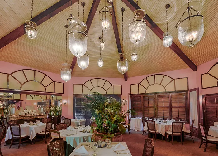The Caribbean Court Boutique Hotel Vero Beach
