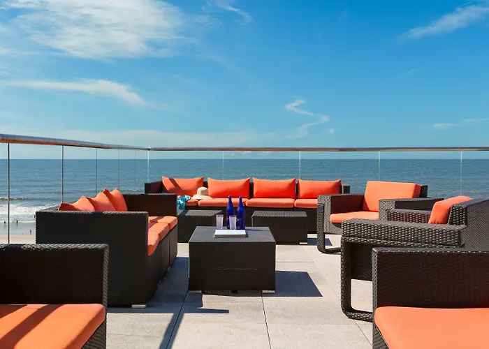 Long Beach Hotels
