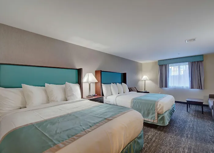 Seabrook Hotels