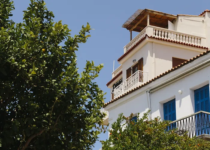 Hotels in Poros Town