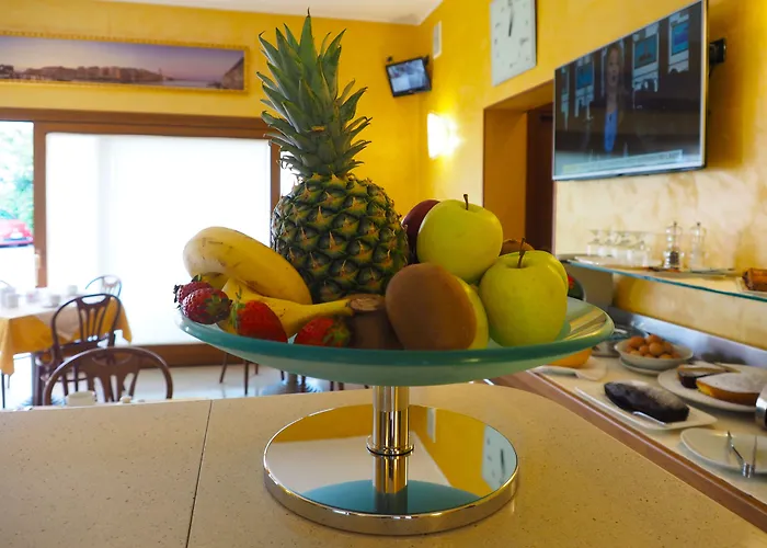 Hotel Cris Mestre