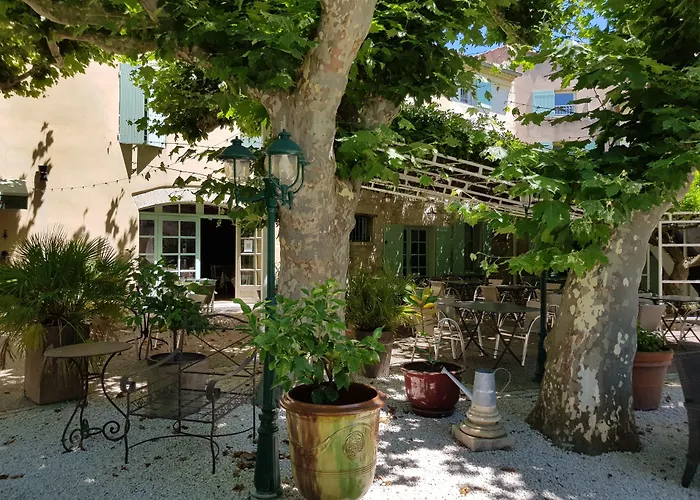 Hotel Restaurant la Ferme Avignon