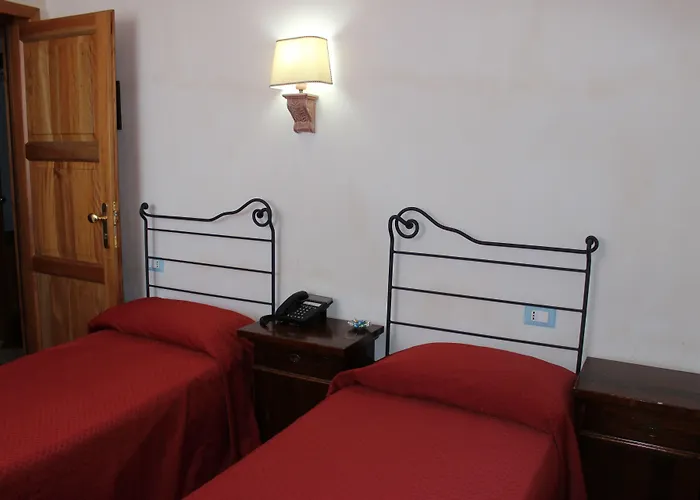 Hotel di lusso a Padula