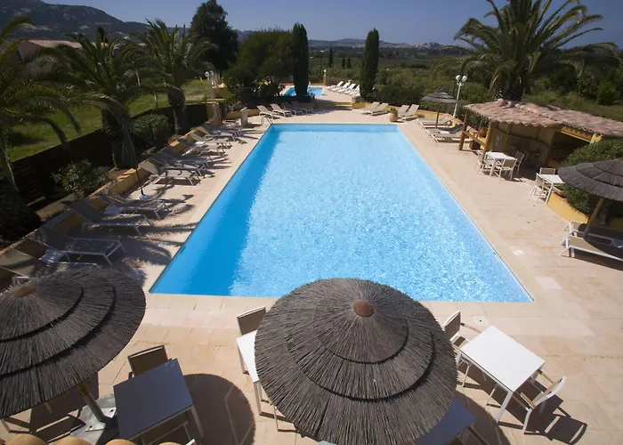 Hotel Cesario Calvi 