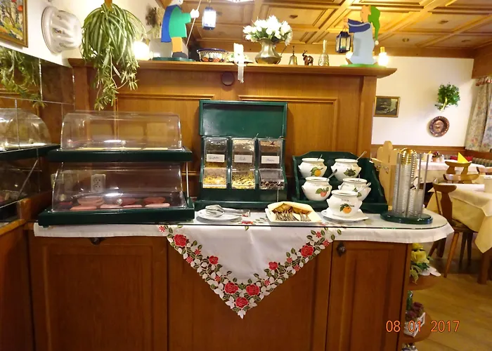 Hotel-Garni Schernthaner Sankt Gilgen