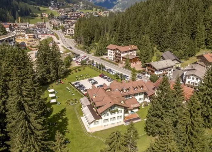 Hotel Villa Rosella Park&Wellness Canazei