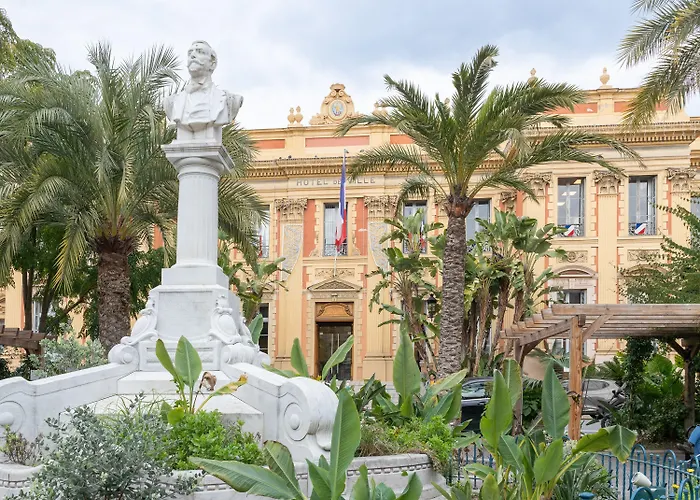 Hotel De Belgique à Menton