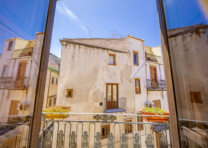 Dolce Vita Rooms And Apartments Cefalù